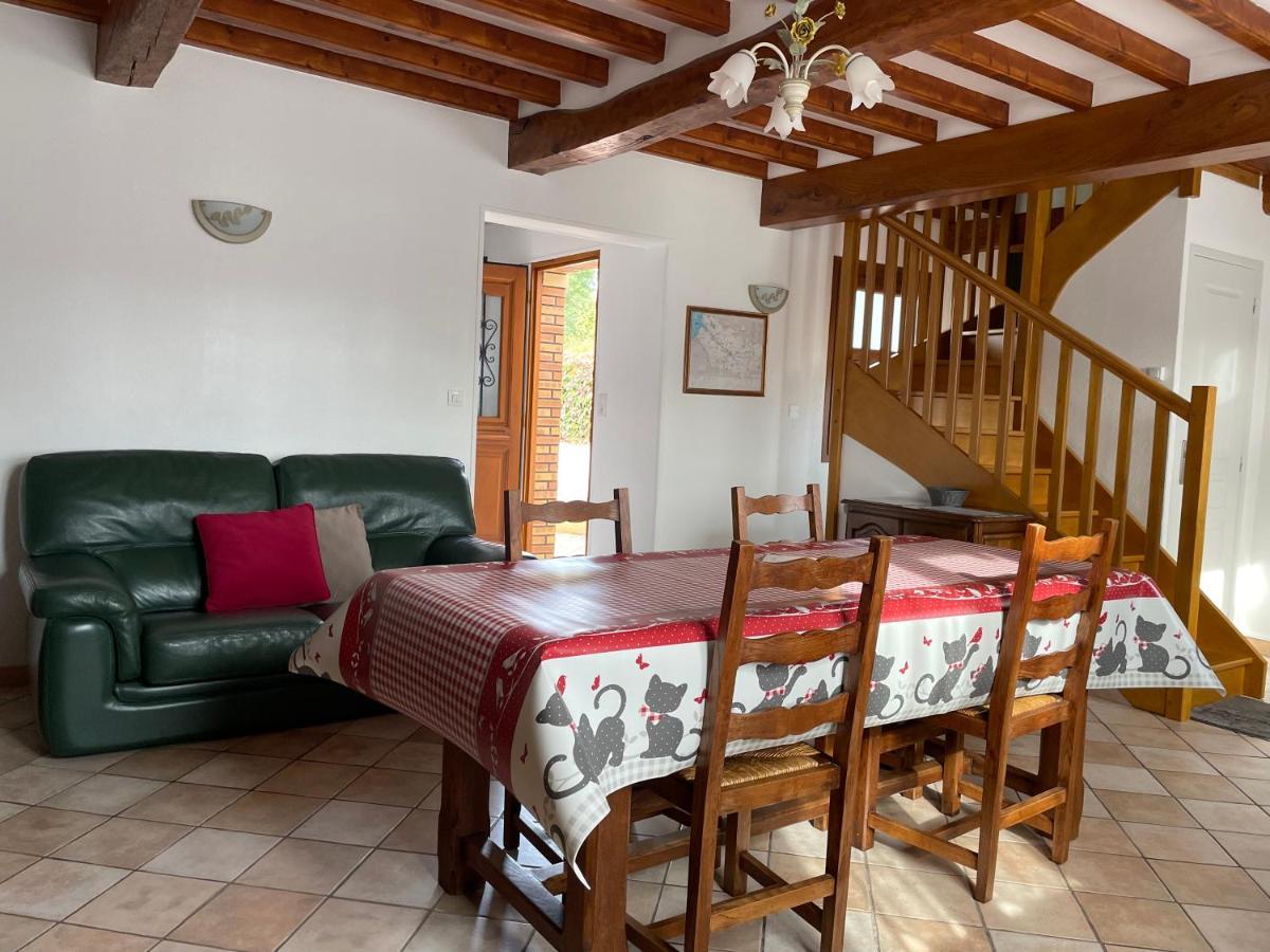 Holiday home Chez Ma Tante Meneslies